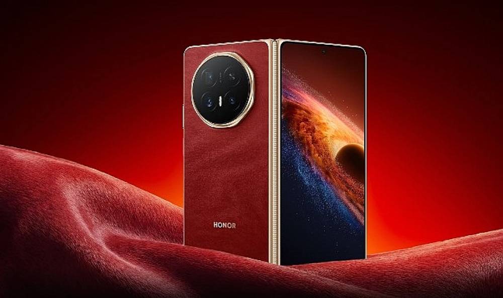 HONOR Magic V6, GLOMO'da iki cihaz &ouml;d&uuml;l&uuml; birden kazanan ilk model oldu!