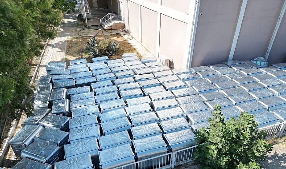 Narlıdere Belediyesi'nden &Ccedil;evre Temizliği İ&ccedil;in 200 Yeni &Ccedil;&ouml;p Konteyneri