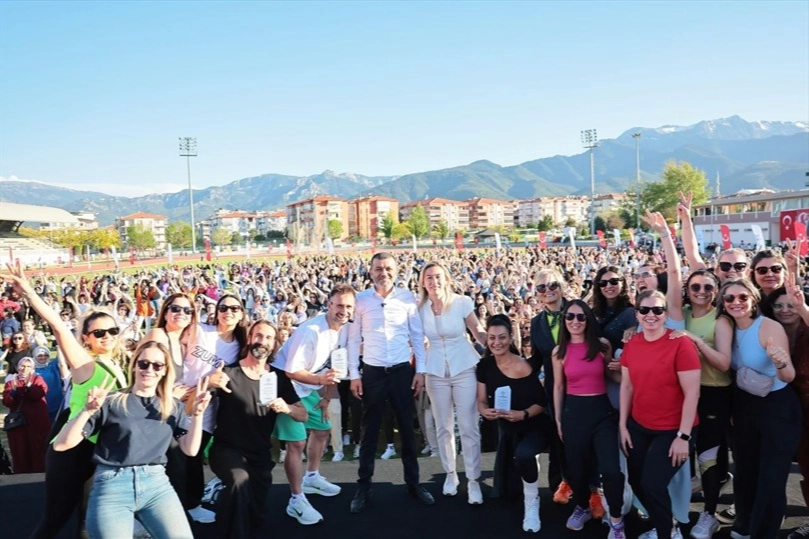 Kadınların ritmi Denizli&rsquo;ye enerji kattı