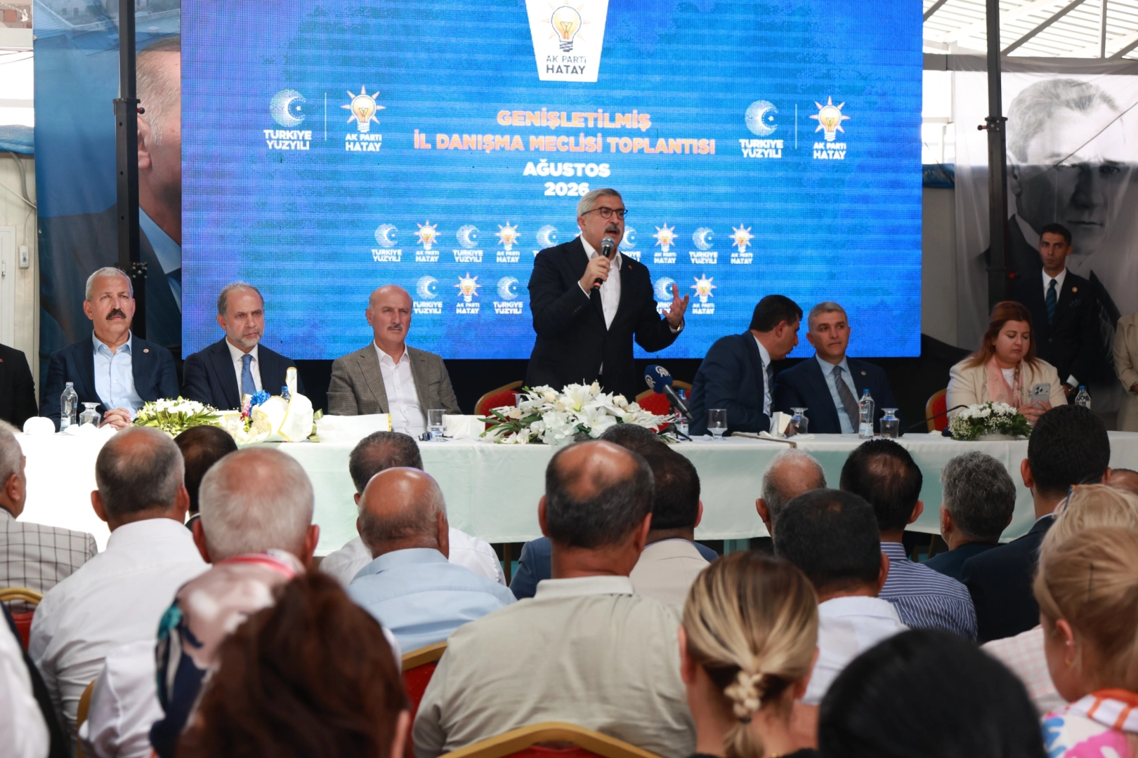 H&uuml;seyin Yayman: "AK Parti'nin rakibi AK Parti'dir. Kendimizle yarışıyoruz"