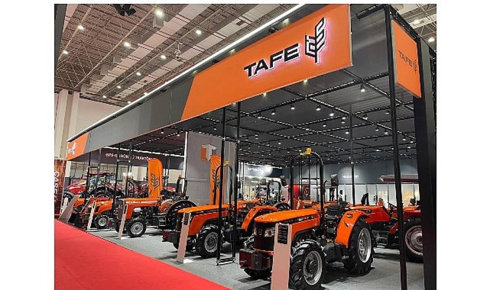 TAFE Trakt&ouml;r, İzmir Tarım Fuarı'nda yeni bah&ccedil;e ve meyve trakt&ouml;rlerini sergiliyor