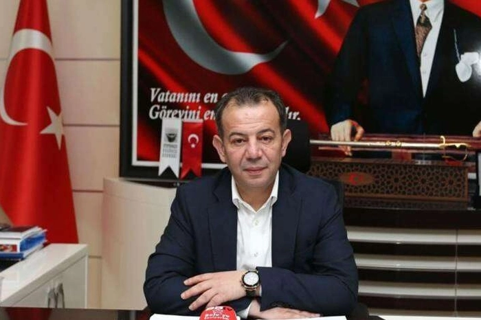 Bolu Belediye Başkanı Tanju &Ouml;zcan g&ouml;revden uzaklaştırıldı