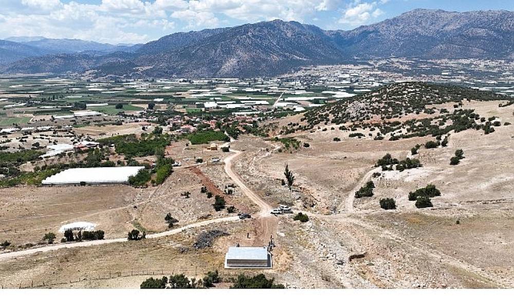 B&uuml;y&uuml;kşehir'den Elmalı Yalnızdam Mahallesi'ne sulama tesisi 