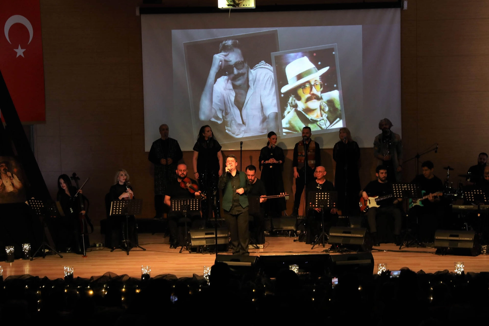 Ankara Ke&ccedil;i&ouml;ren'de Barış Man&ccedil;o ve Cem Karaca'ya vefa