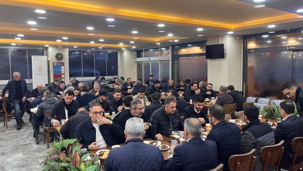 Adalı-Hini&ccedil; Derneği&rsquo;nden yoğun katılımlı iftar programı  - Videolu Haber