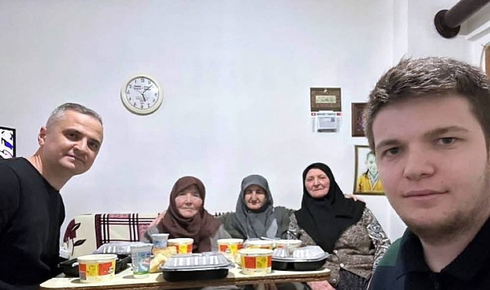 Kandıra'da İftarda  Kimse Yalnız Bırakılmıyor 