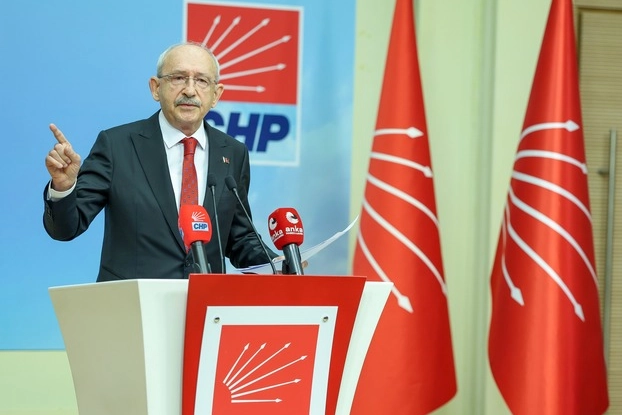 Kılı&ccedil;daroğlu&rsquo;ndan &Uuml;sk&uuml;dar ve Y&uuml;reğir tepkisi! Sandıkta alamadığınız belediyeleri b&ouml;yle mi alacaksınız?