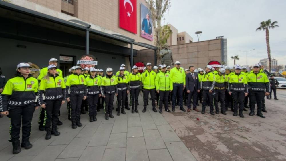 İzmir Adliyesi Fethi Sekin ve Musa Can i&ccedil;in anma t&ouml;reni 