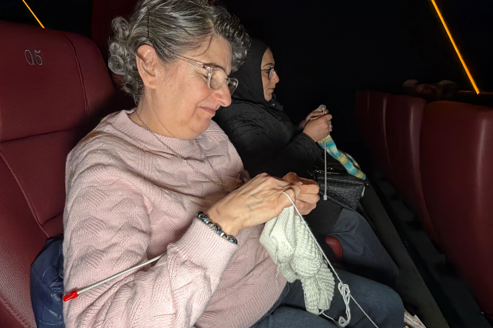 D&uuml;zce&rsquo;de kadınlar hem &ouml;rd&uuml;, hem &uuml;retti, hem de eğlendi