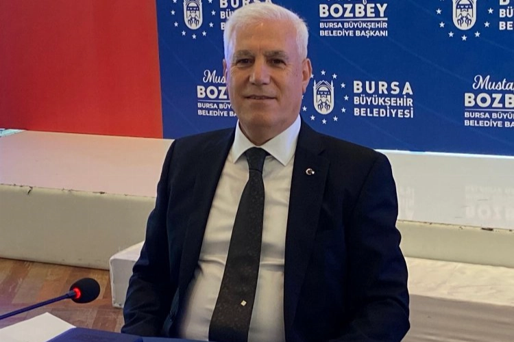 Bursa B&uuml;y&uuml;kşehir Belediye Başkanı Mustafa Bozbey g&ouml;revden uzaklaştırıldı
