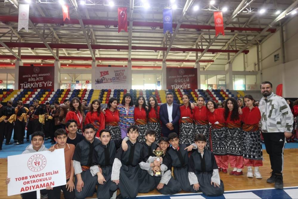 Adıyaman&rsquo;da Kul&uuml;pler Arası Halk Oyunları Yarışmaları Tamamlandı 