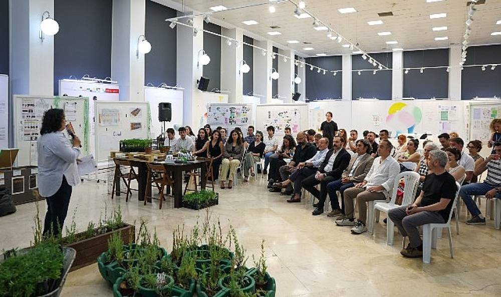 Kentsel tarım ve d&ouml;ng&uuml;sel ekonomi uygulamaları Maltepe'de konuşuldu