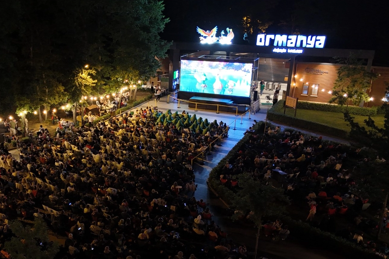 Kocaeli&rsquo;de gece sineması b&uuml;y&uuml;k ilgi g&ouml;r&uuml;yor