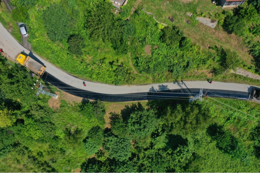 Ordu&nbsp;Perşembe&rsquo;de mahalleler asfalt konforuna kavuştu