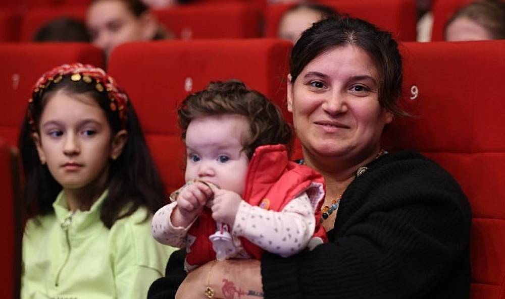 Cesur, Kocaeli Kitap Fuarı'nda &ldquo;Yeni Bir Ben"i anlattı