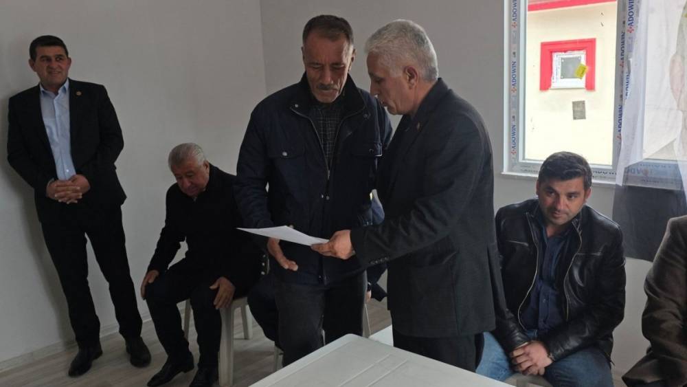 G&ouml;lbaşı&rsquo;nda deprem konutlarının anahtar teslim t&ouml;reni ger&ccedil;ekleştirildi 