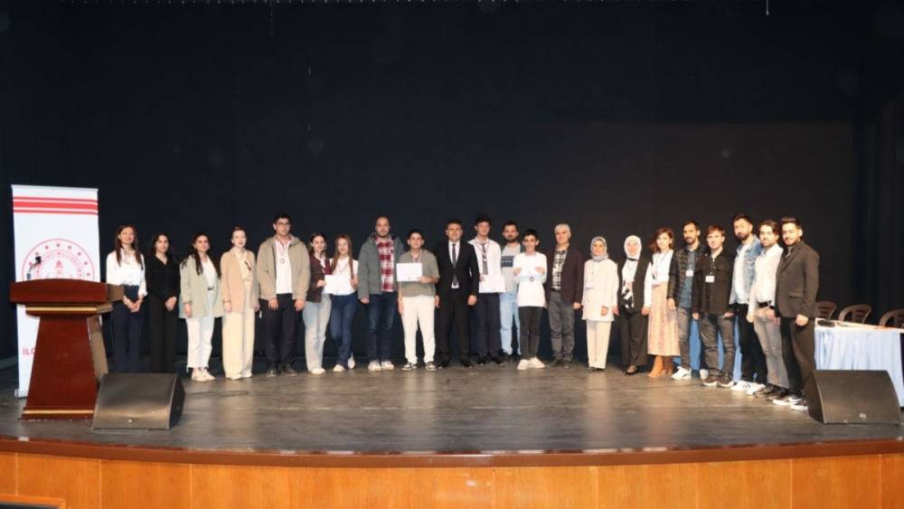 Kahta&rsquo;da &lsquo;İngilizce Dil Festivali&rsquo; coşkusu 