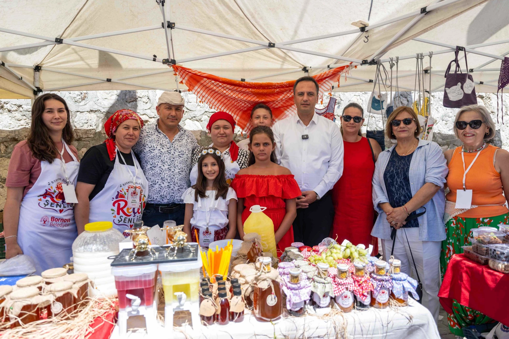 Bornova'da re&ccedil;el şenliği... Re&ccedil;el kapitalizmi yenecek!