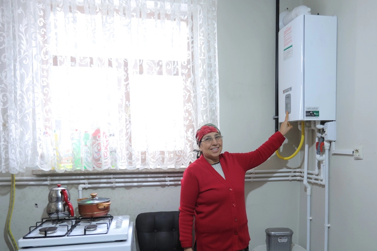 Kayseri B&uuml;y&uuml;kşehir'in 'kombi kampanyası' 4 bin haneyi ısıtıyor