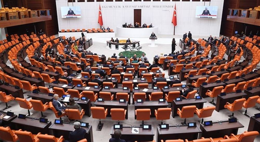 Meclis'te milletvekili sayıları değişti: TBMM'de ka&ccedil; vekil var? Hangi Parti ka&ccedil; sandalyeye sahip? 