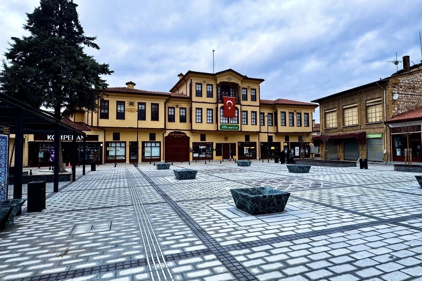 &Ccedil;orum&rsquo;da 'Han &Ouml;n&uuml; Meydanı' isimlendirildi