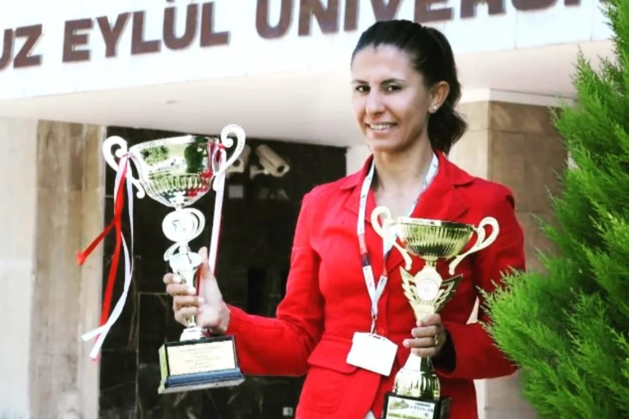 Dokuz Eyl&uuml;ll&uuml; akademisyene Lozan'dan uzmanlık sertifikası