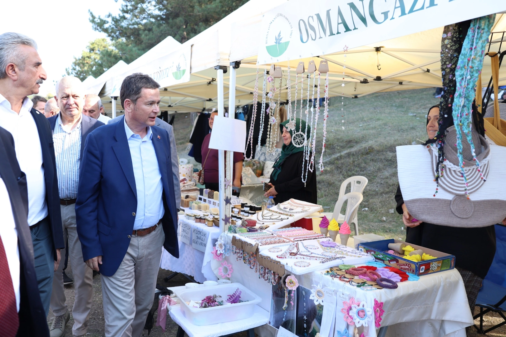 Bursa Osmangazi'de &uuml;reten kadınlar &uuml;r&uuml;nlerini sergiledi