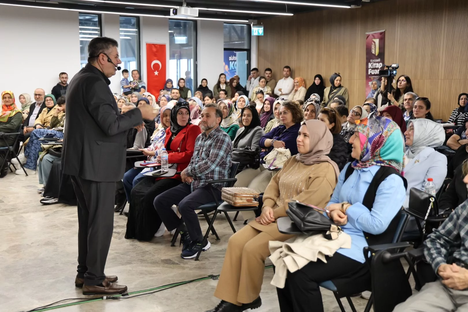 &Ccedil;ocuk eğitiminde iletişim b&uuml;y&uuml;k &ouml;nem taşıyor