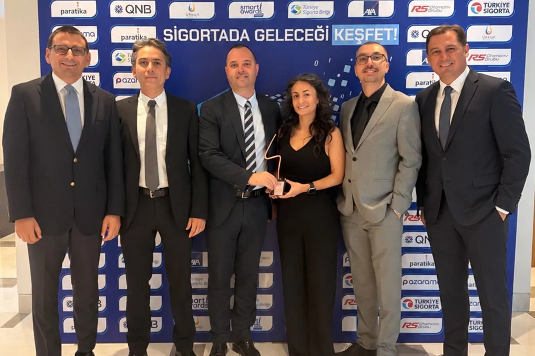BNP Paribas Cardif&rsquo;in 'G&uuml;ndelik Hastane Teminatı' Smart-i Awards&rsquo;tan &ouml;d&uuml;lle d&ouml;nd&uuml;