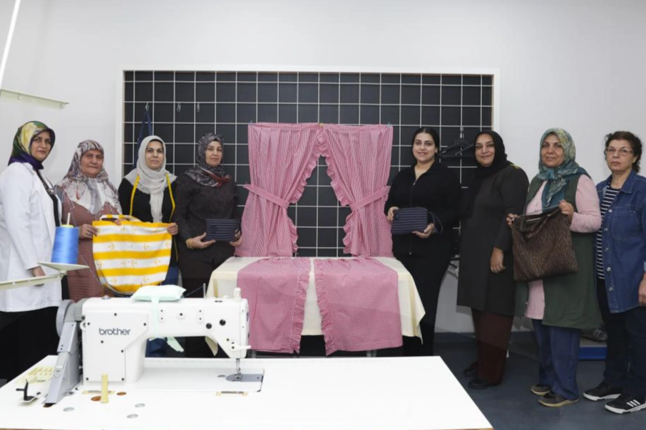 Mersin'de özel  birey annelerine dikiş kursu