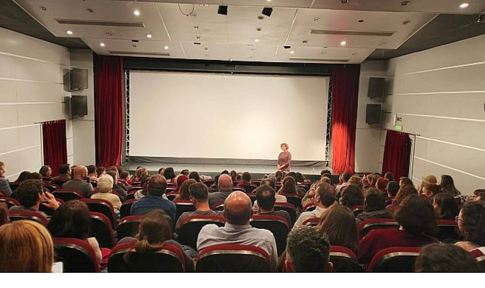 Pelin Esmer, yeni filmiyle Nilüfer'de sinemaseverlerle buluştu