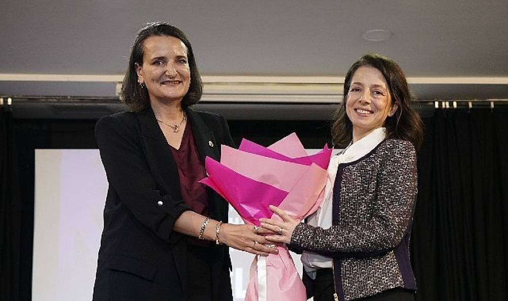 Uygulamalı Muhasebe Eğitimi &Uuml;&ccedil;&uuml;nc&uuml; D&ouml;nem Mezunlarını Verdi