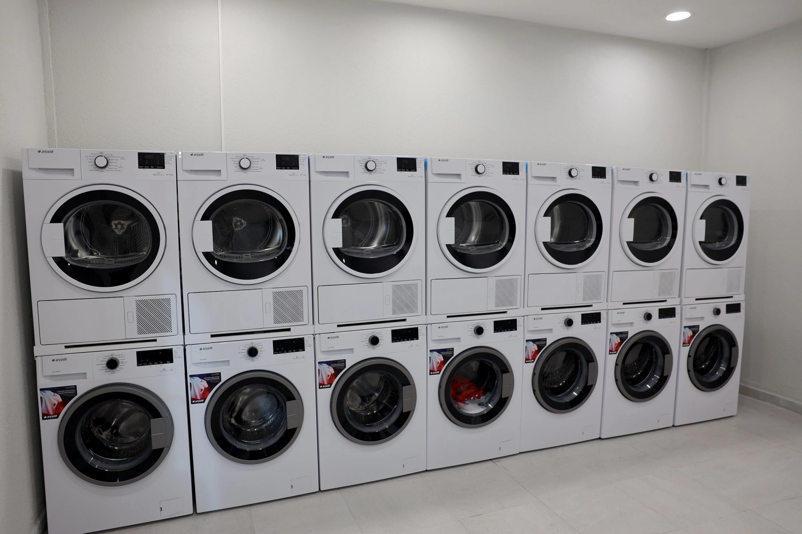 Sakarya'da &ouml;ğrenci &ccedil;amaşırhanesi hizmete girdi