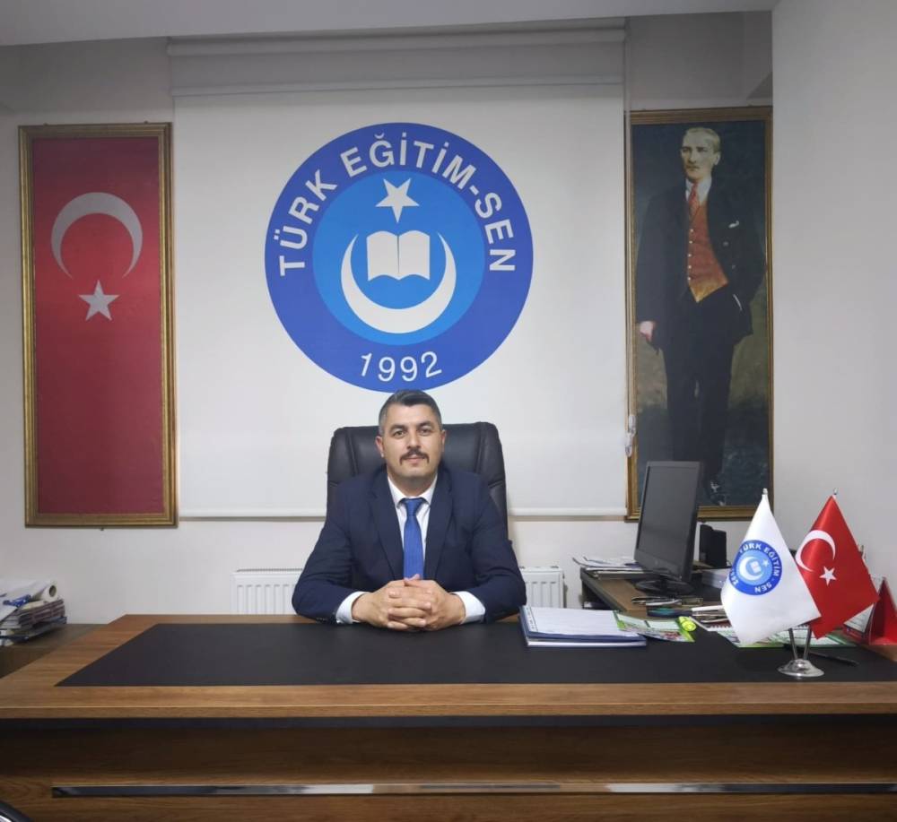 Bir haftalık ara tatiller kaldırılmalı mı?: İbrahim Ertaş, &ouml;ğretmenlele yapılan anketin sonu&ccedil;larını a&ccedil;ıkladı 