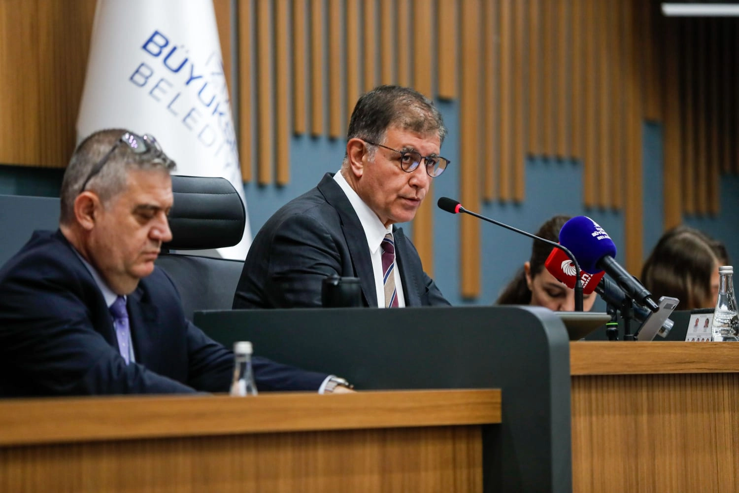 Başkan Tugay: &Ccedil;&ouml;p&uuml;n siyaseti olmaz