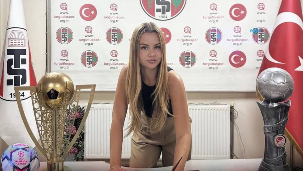 Turgutluspor&rsquo;da tarihi g&ouml;revlendirme: Takım 22 yaşındaki Zeynep Mestan&rsquo;a emanet  