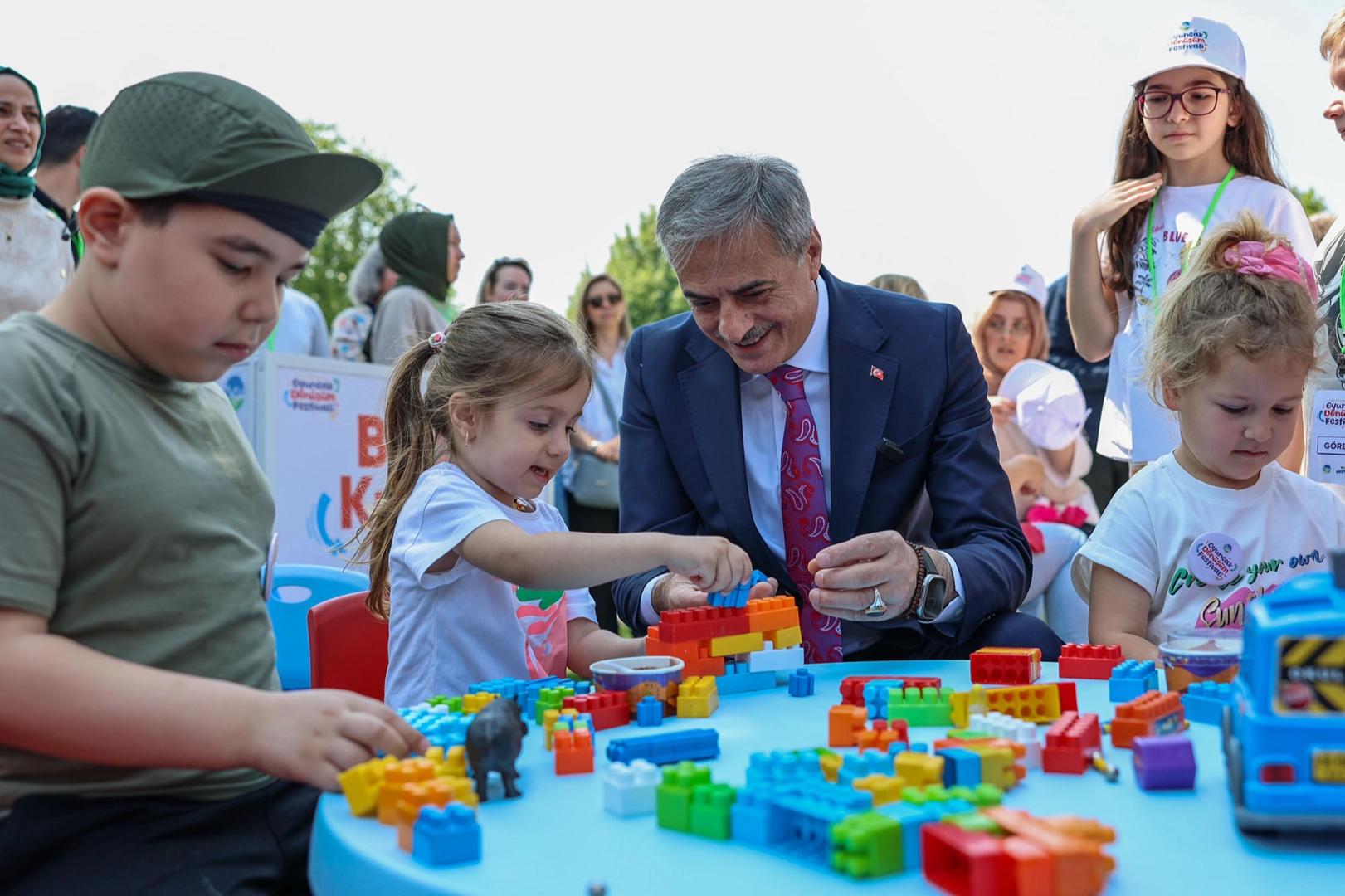 Sakarya B&uuml;y&uuml;kşehir&rsquo;den &ccedil;ocuklara ş&ouml;len tadında sezon finali
