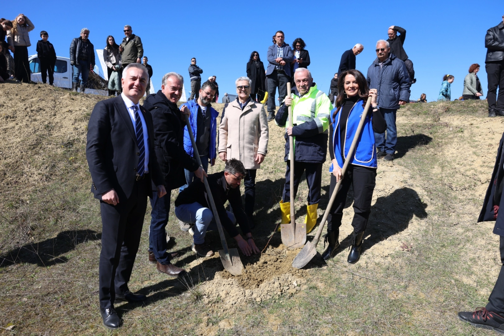 Bursa Nil&uuml;fer&rsquo;in atıl arazileri hem nefes hem gelir kaynağı oluyor