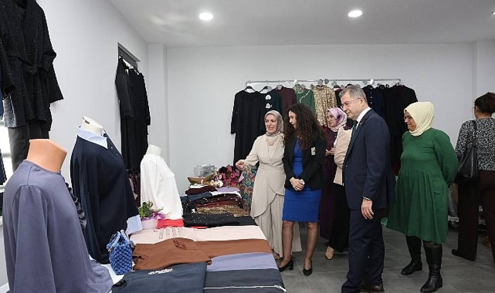 OSMEK'te &Uuml;reten Kadınlar Emeklerini Sergiledi