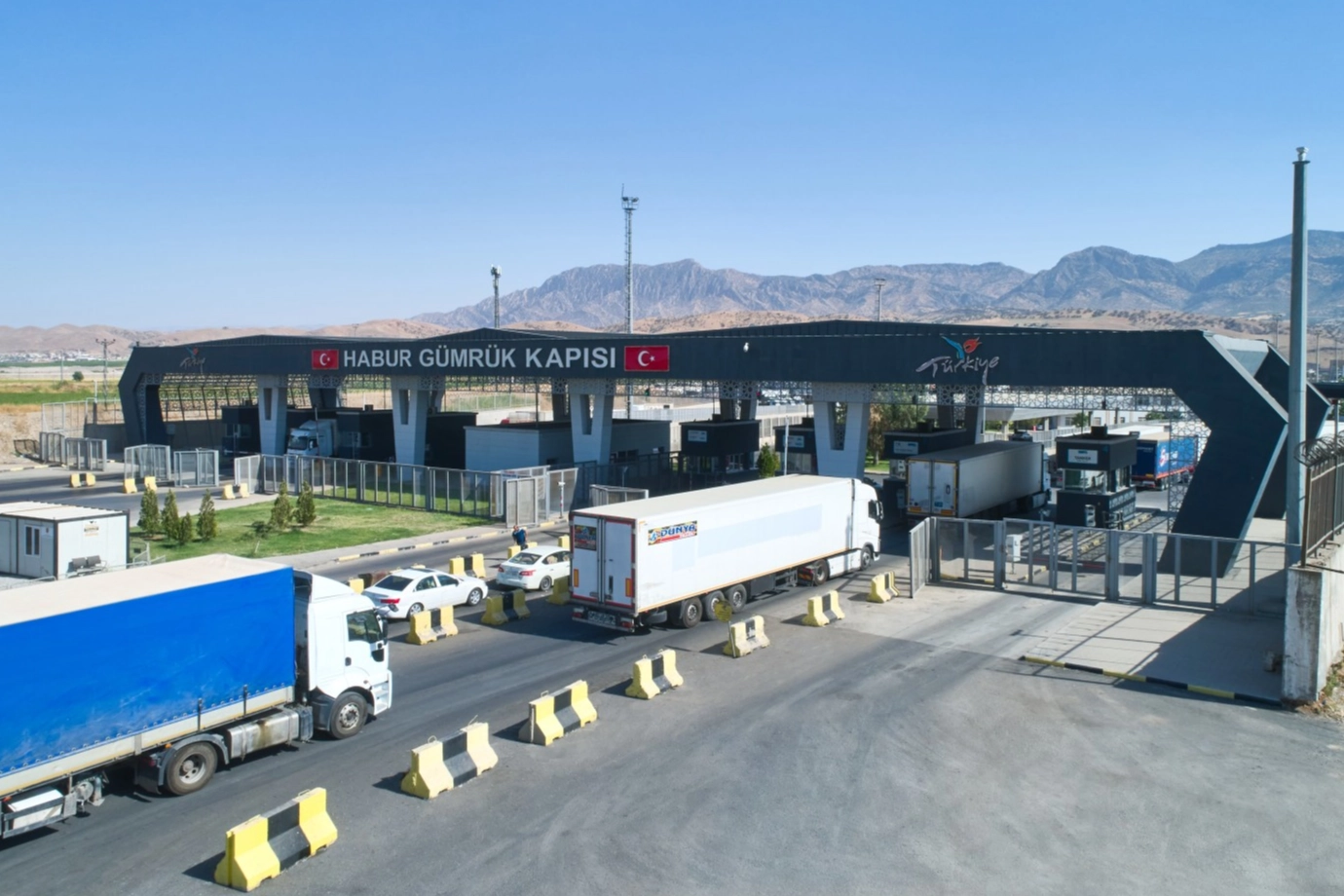 Habur&rsquo;da 2026&rsquo;nın TIR &ccedil;ıkış rekoru kırıldı
