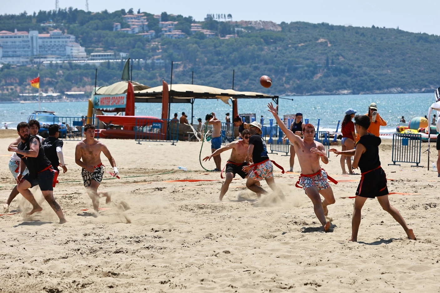 Pamucak Sahili&rsquo;nde spor ş&ouml;leni