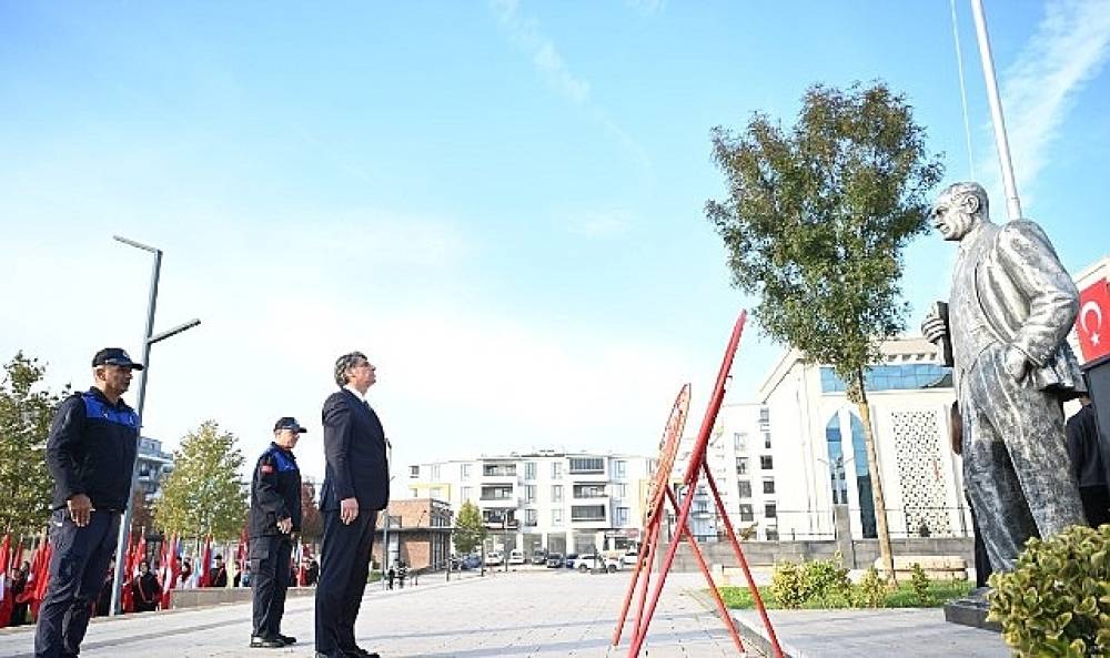 Kartepe 10  Kasım'da Tek Yürek