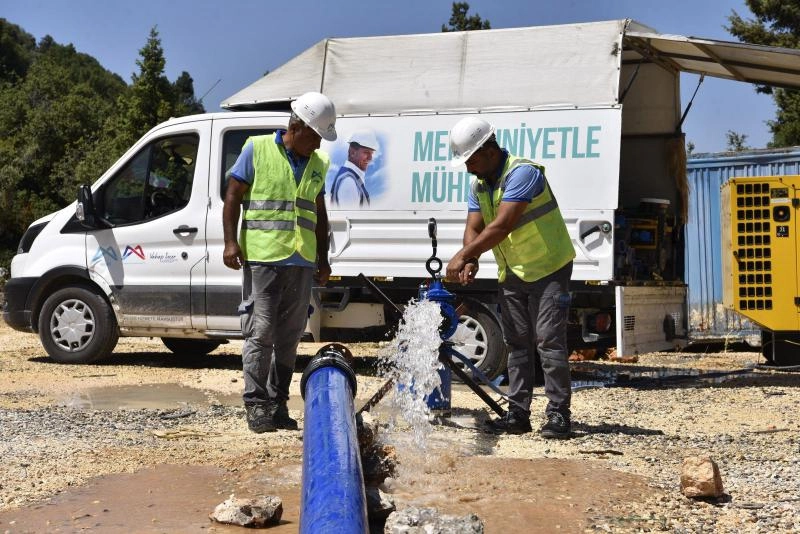 Mersin B&uuml;y&uuml;kşehir&rsquo;den kesintisiz altyapı yatırımları