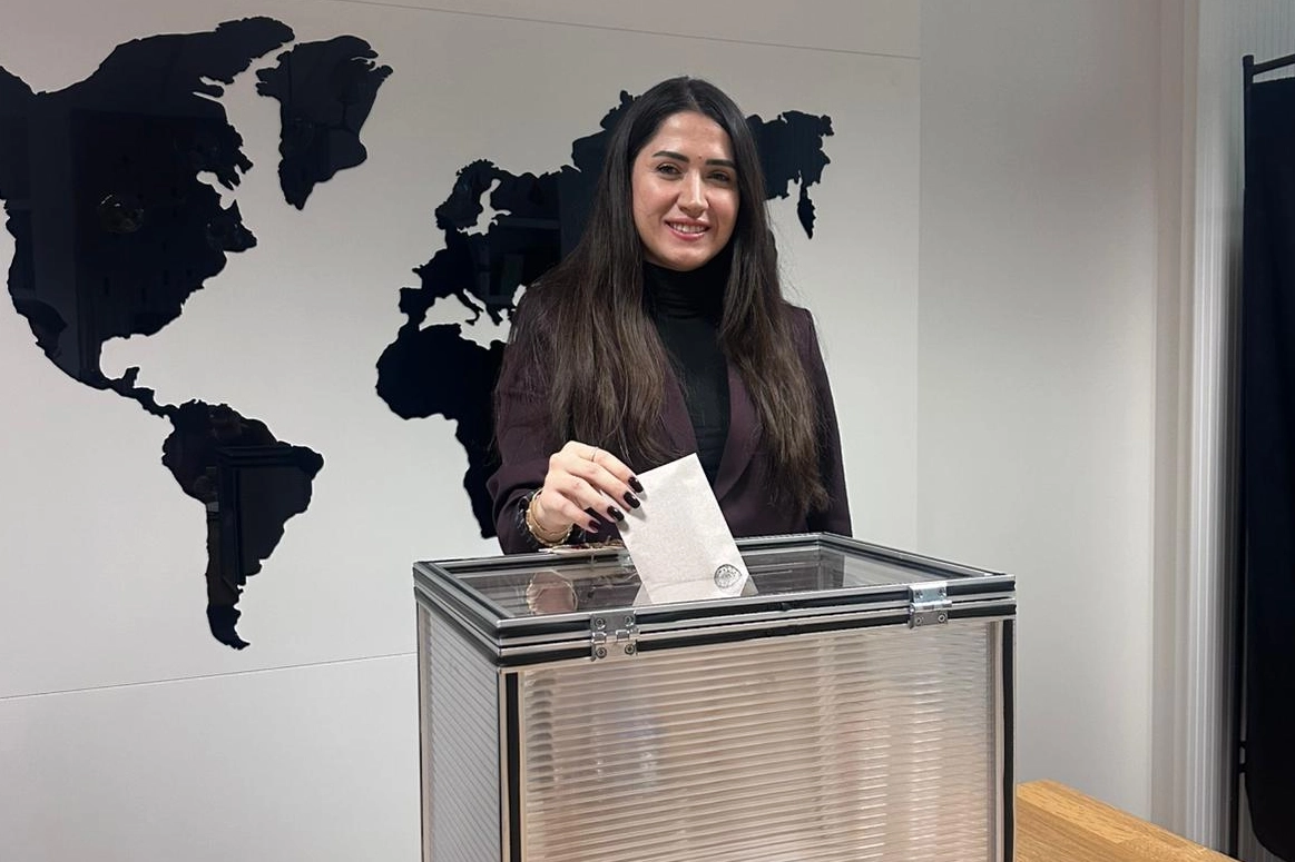 TMMOB İ&ccedil;mimarlar Odası Bursa Şubesi'nde Nehir &Ouml;zbey d&ouml;nemi