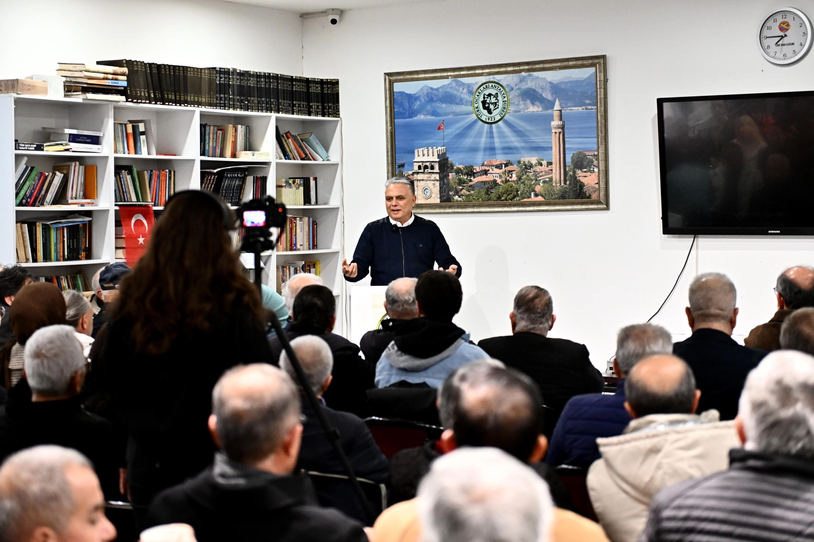 T&uuml;rk Ocakları Antalya'da anayasa tartışmaları değerlendirildi