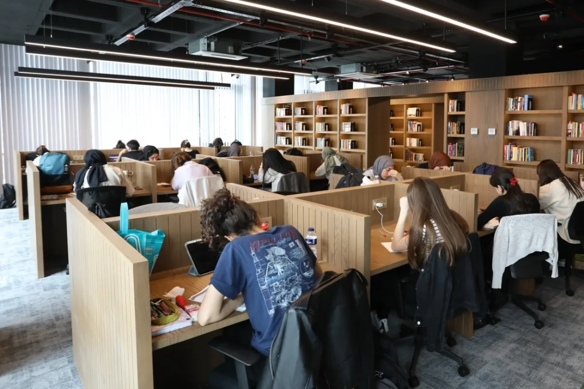 Bursa İneg&ouml;l&rsquo;de N&ouml;bet&ccedil;i Kitaphaneler 816 bin kişiye hizmet verdi