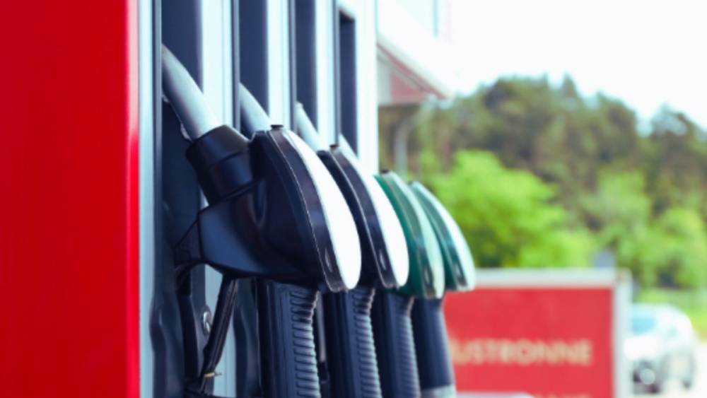 Adıyaman&rsquo;daki akaryakıt fiyatlarında sınırlı indirim: Benzin 0,72 TL, motorin 1,12 TL d&uuml;şt&uuml; 