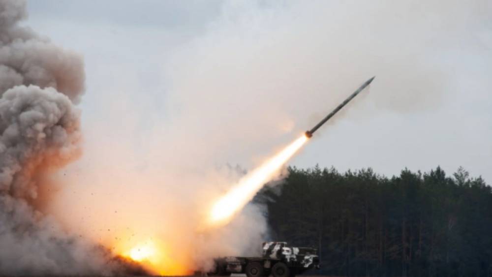 İran-ABD-İsrail gerilimi tırmanıyor: Tel Aviv f&uuml;zelerle vuruldu 