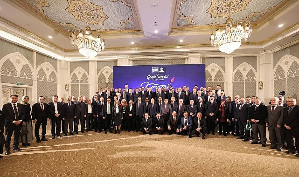 Konyalı B&uuml;rokratlar İftarda Buluştu  Başkan Altay: &ldquo;Konyalılar Olarak Sizlerle Gurur Duyuyoruz"