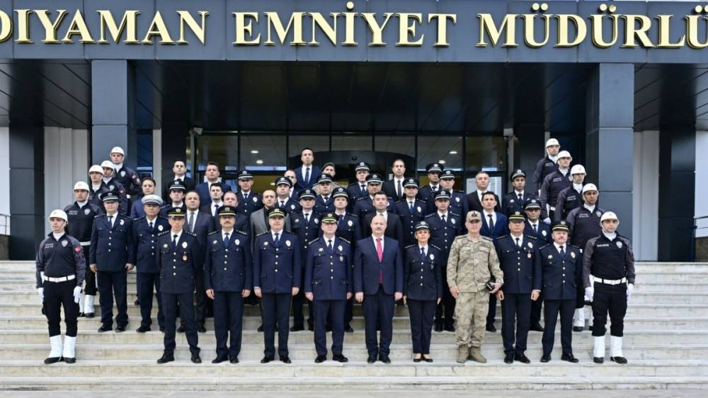 Vali Abdullah K&uuml;&ccedil;&uuml;k&rsquo;ten İl Emniyet M&uuml;d&uuml;rl&uuml;ğ&uuml;&rsquo;ne ziyaret 